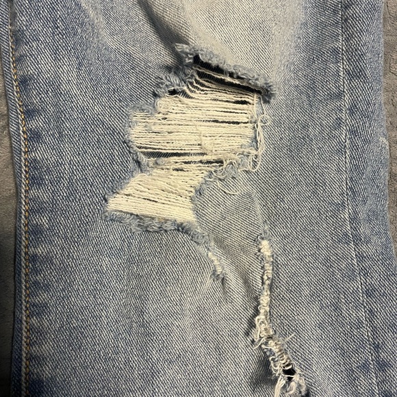 Seven7 Women's Straight Leg Jeans in Light Blue - Picture 4 of 7